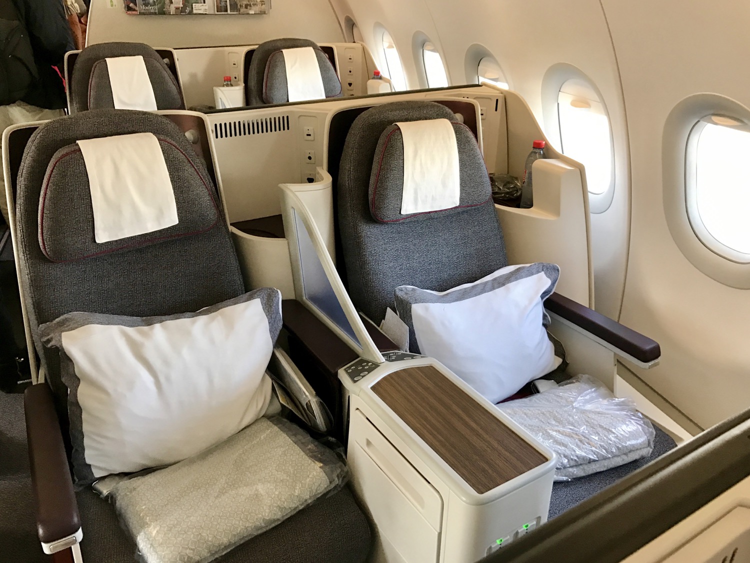 Review: Qatar Airways A320 Business Class (Lieflat)