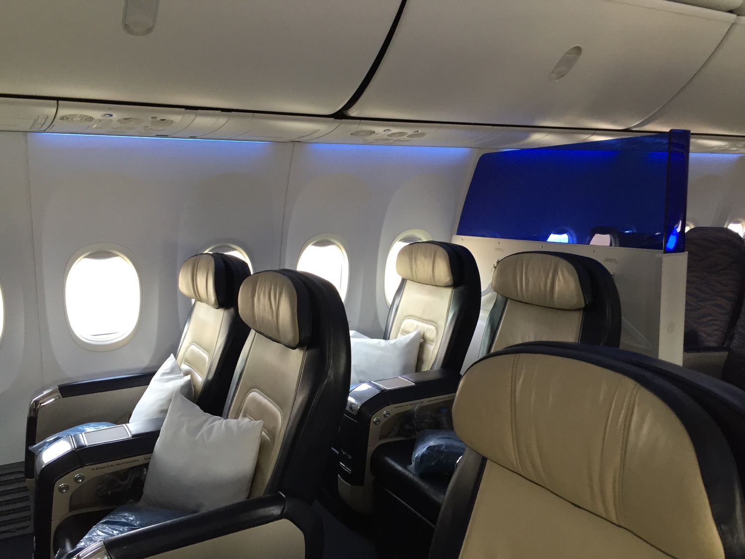 Review Flydubai Business Class In Der 737