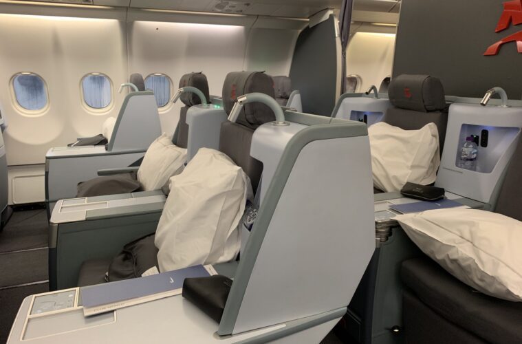 Im Haus, Flugzeugkabine, Dienstleistung, Wand
