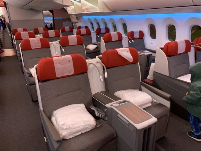 Flug Review: LATAM Business Class in der Boeing 787 auf die Osterinseln