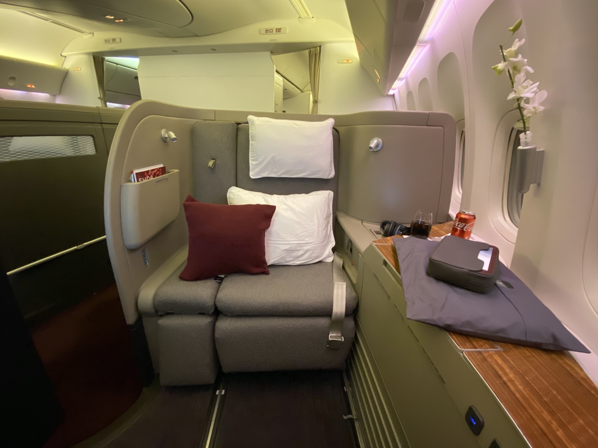 Review Cathay Pacific First Class Mit Neuem Softprodukt
