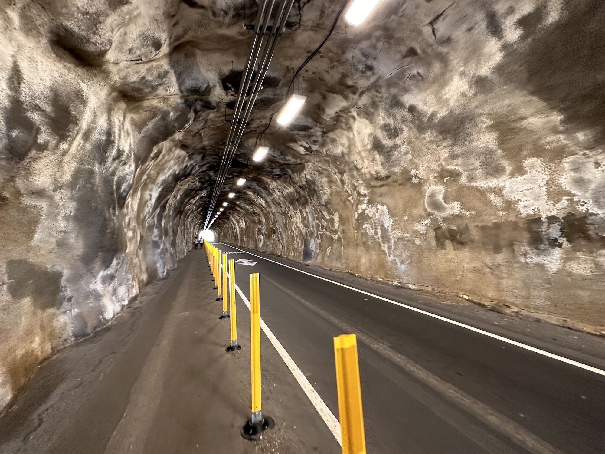 Diamond Head Hike Tunnel