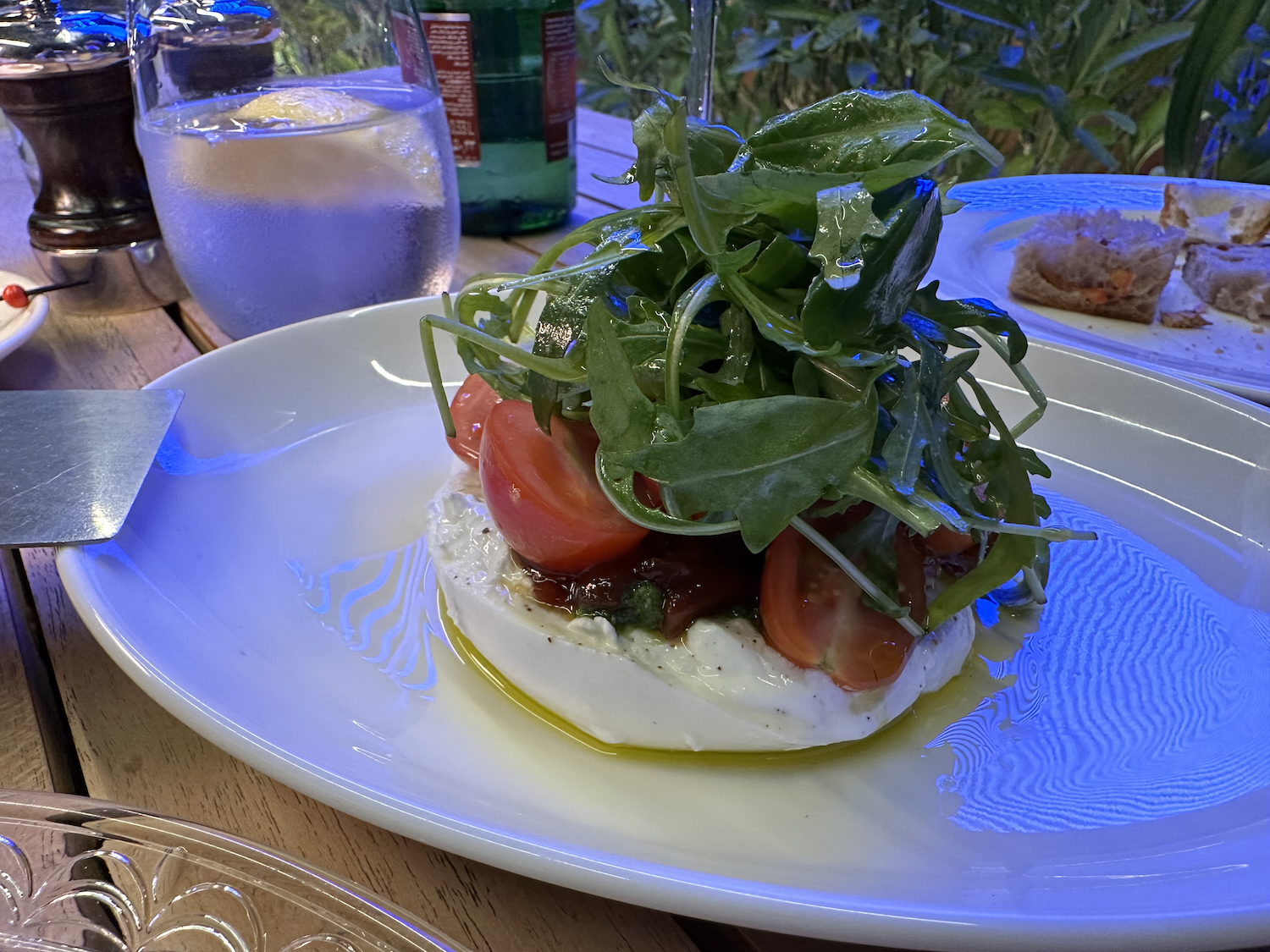 Burrata Et Tomates Cerises, Poivron Et Pesto Hyatt Centric Dubai Eunoia by carine