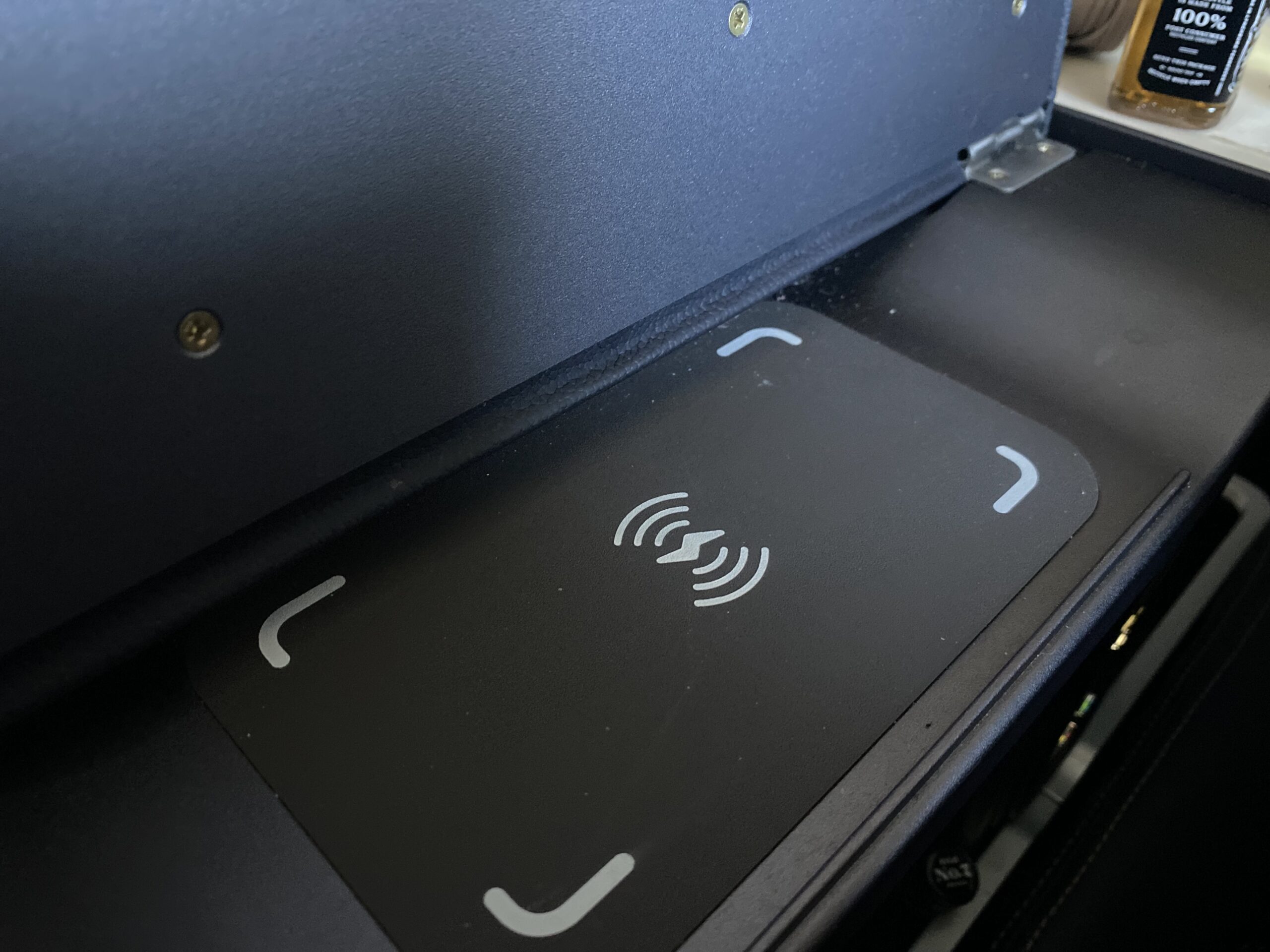 United Airlines Domestic First Wireless Charging