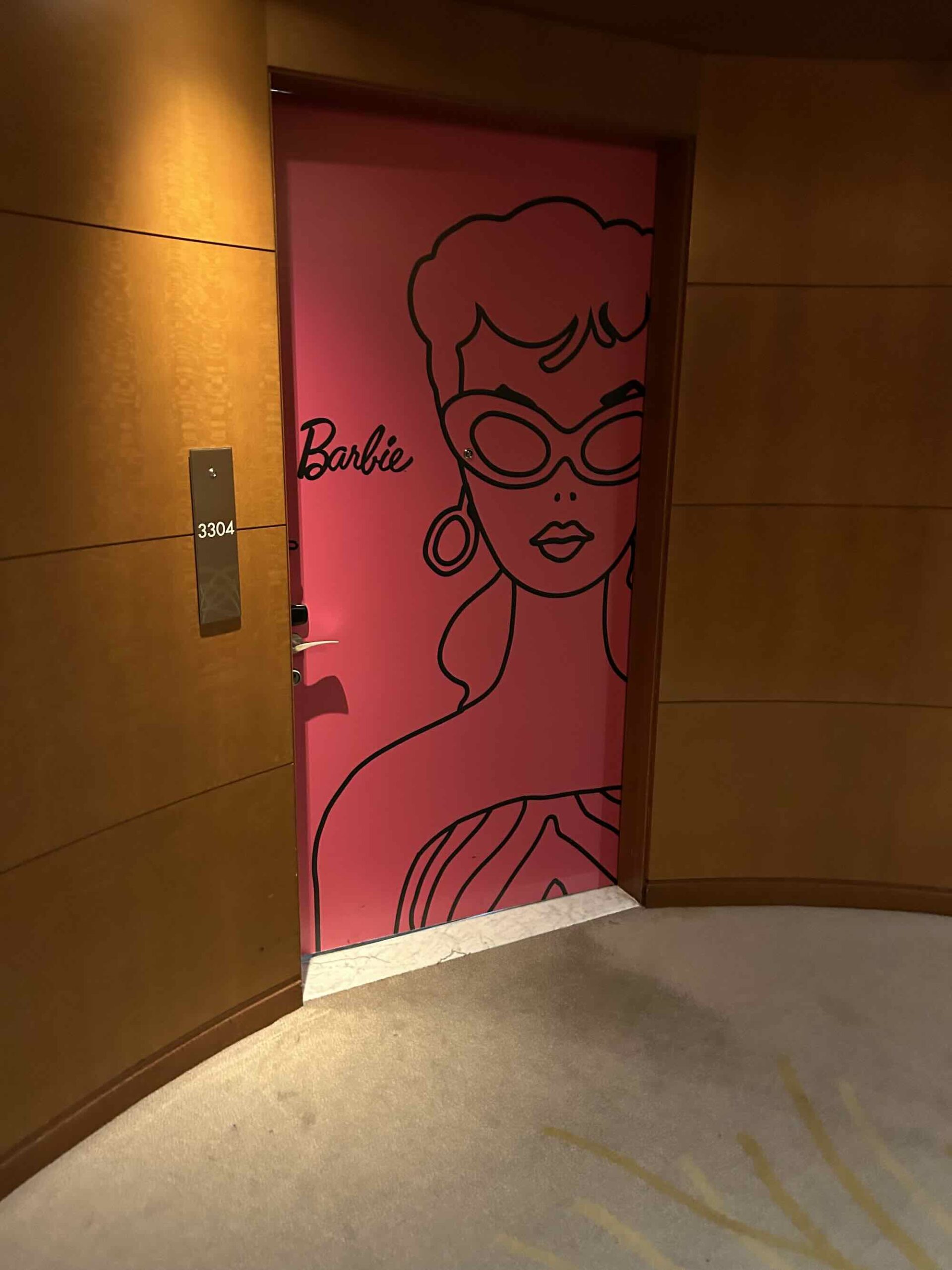 Tür, Cartoon, Kunst, Zeichnung, Gebäude, Wand, Im Haus, Graffiti, Grand Hyatt Kuala Lumpur Barbie Suite