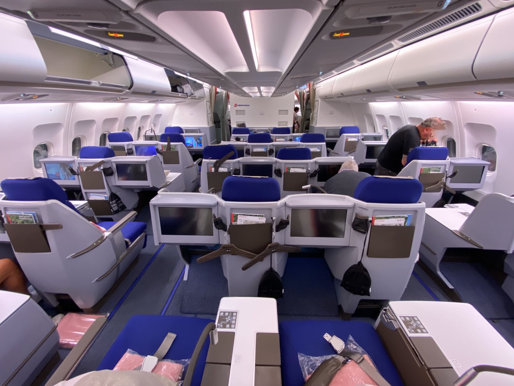 Edelweiss Business Class A340