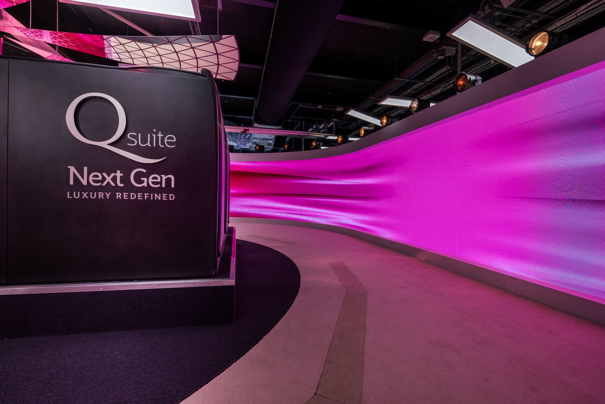 Qatar QSuite next Gen neue QSuite Messestand