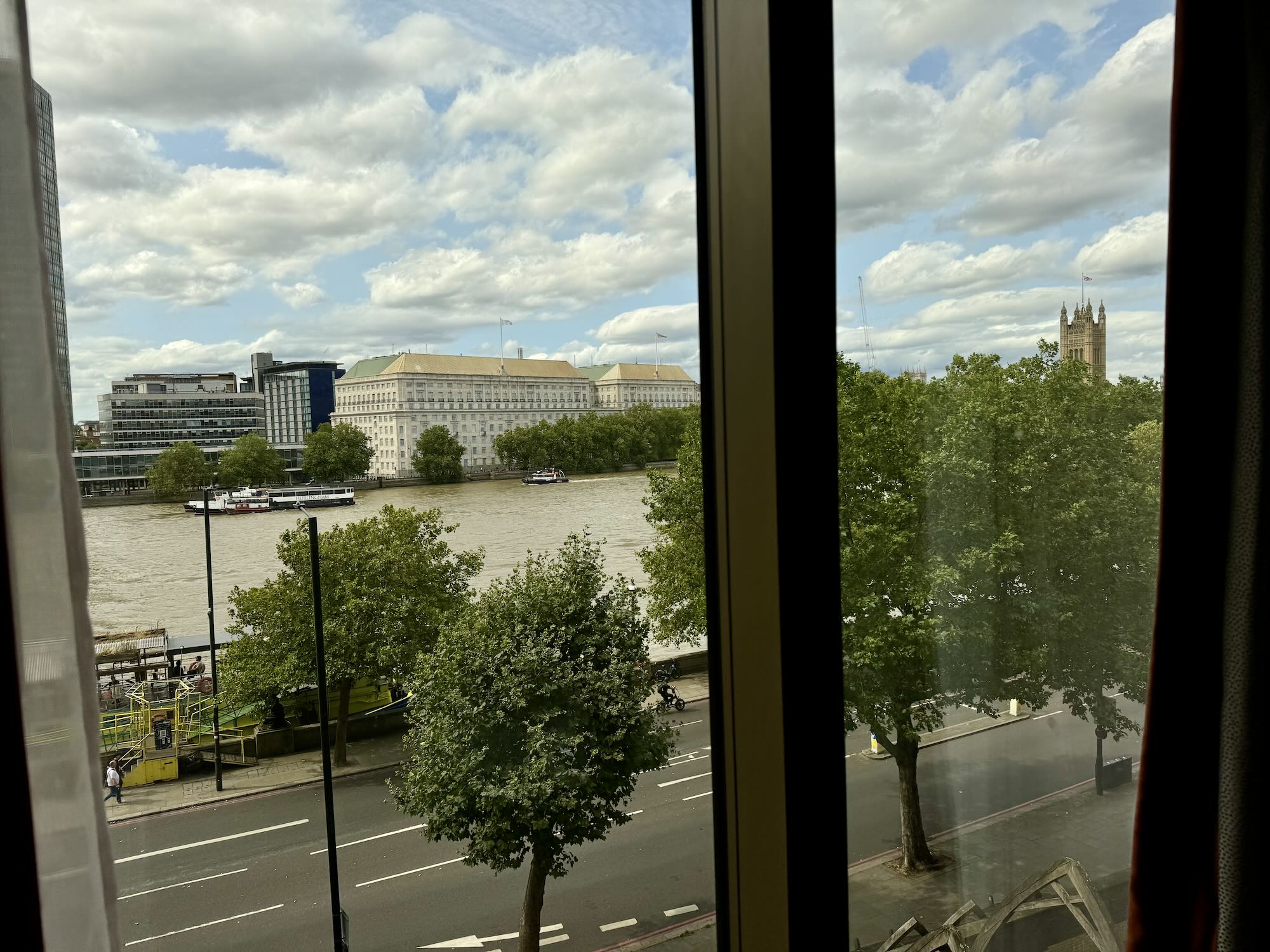 twin Room river view Hyatt Regency London Albert Embankment