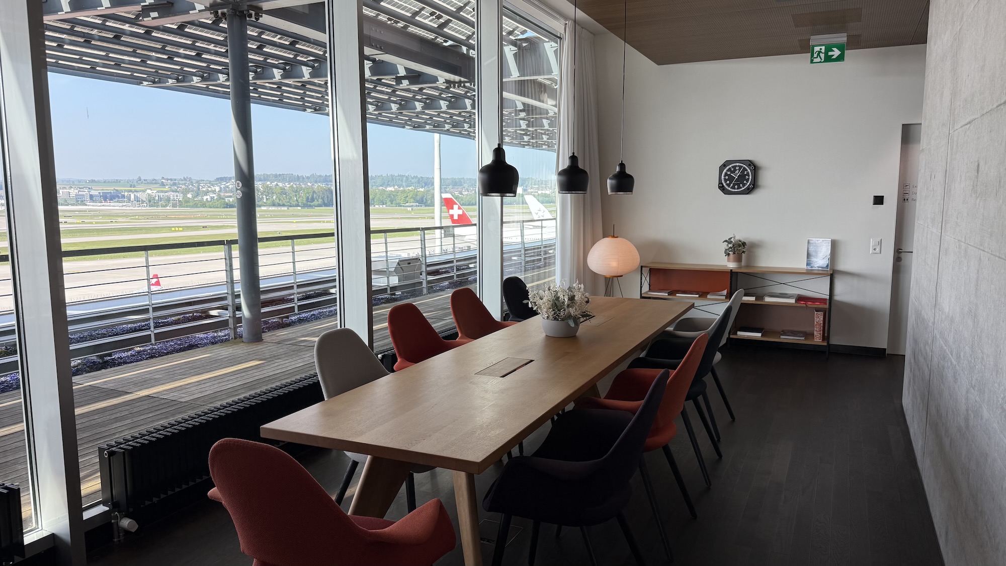 Swiss Lounge Zürich, First Class bei den E-Gates