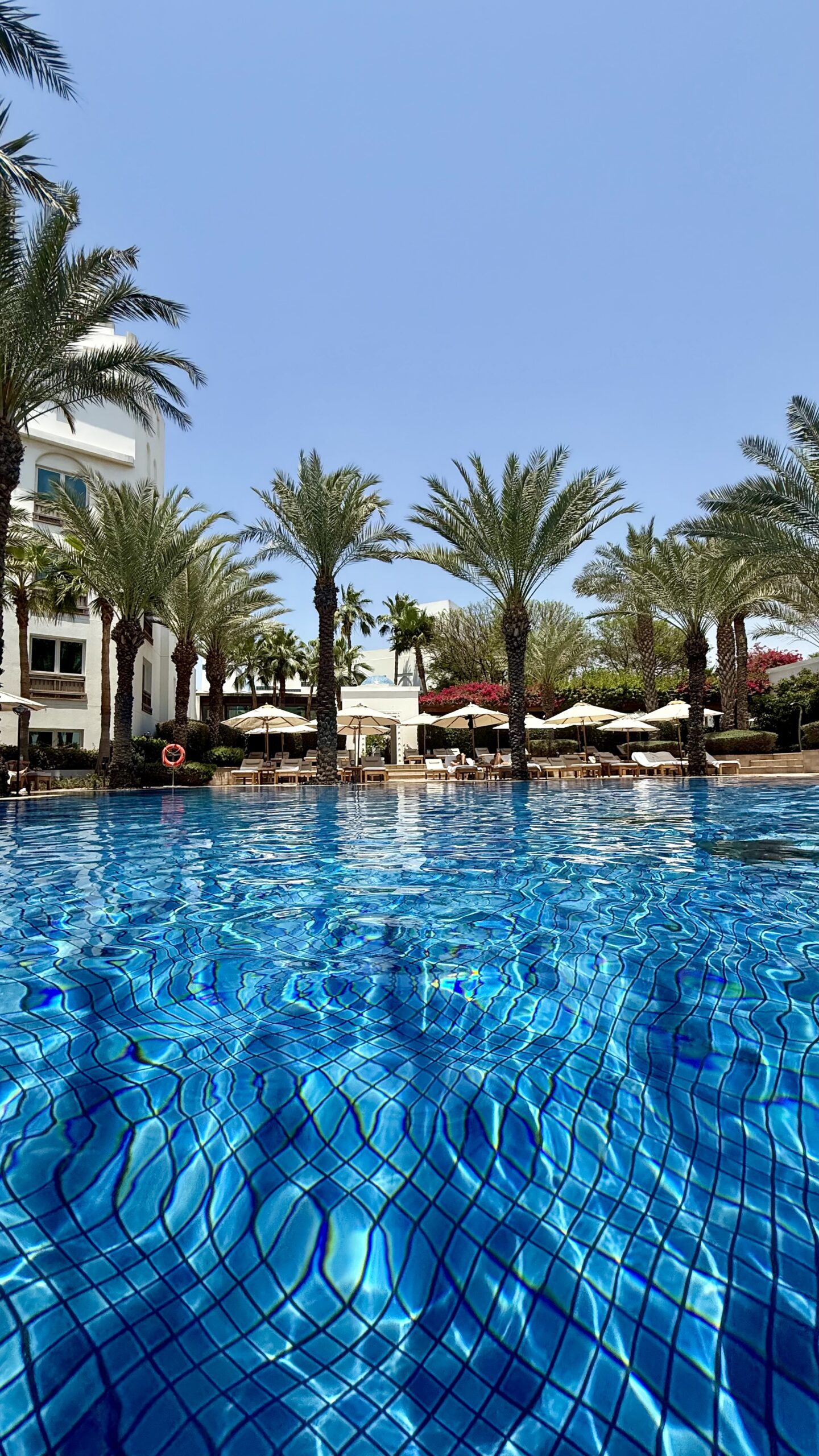 Poolbereich im Park Hyatt Dubai