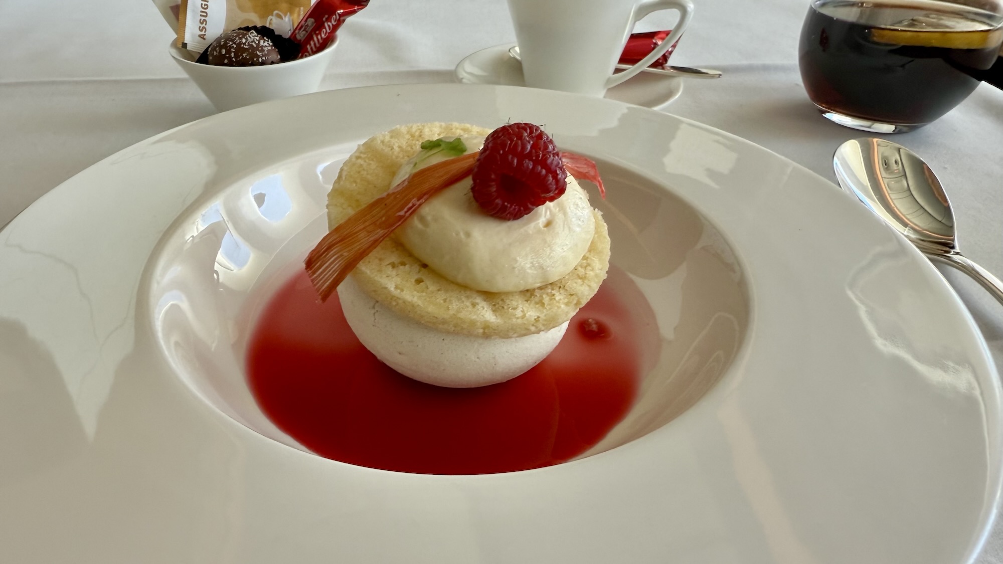 Swiss First Class Speisen Dessert