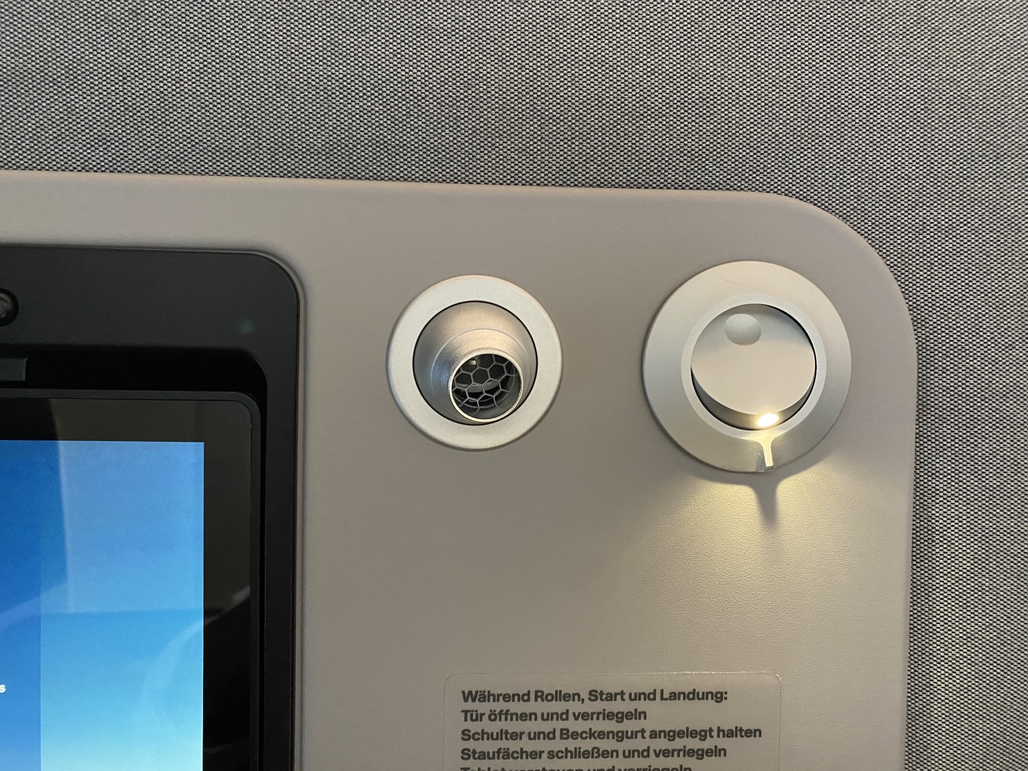 Text, Gerät, Elektronisches Gerät, Kreis, Elektronik, Screenshot, Im Haus