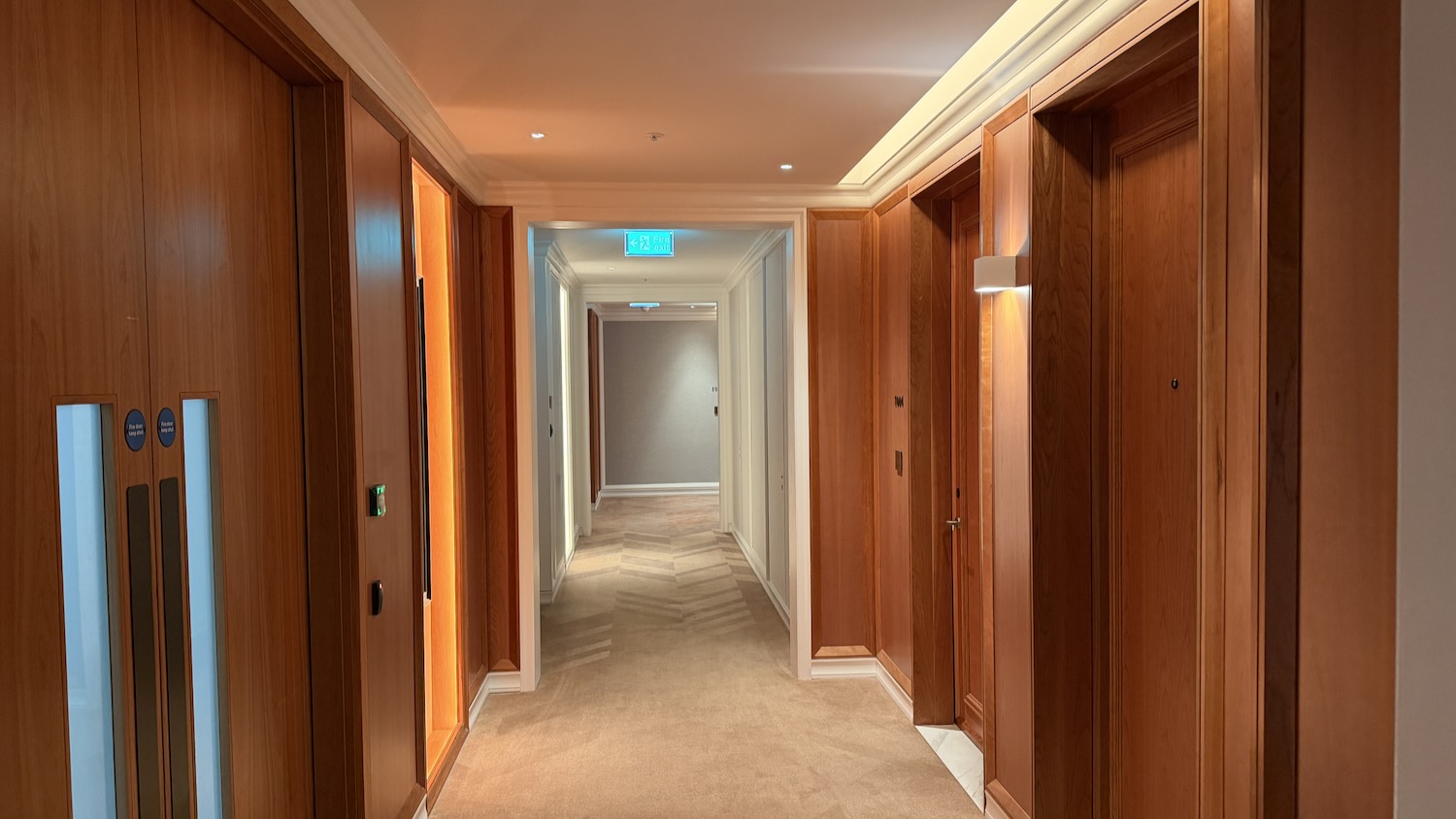 Park Hyatt London River Thames Flur