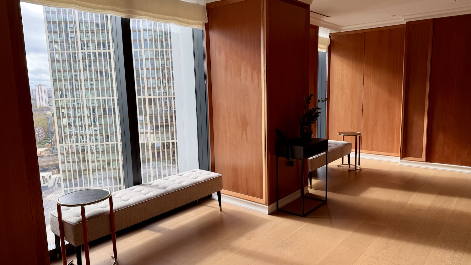 Park Hyatt London River Thames Flur